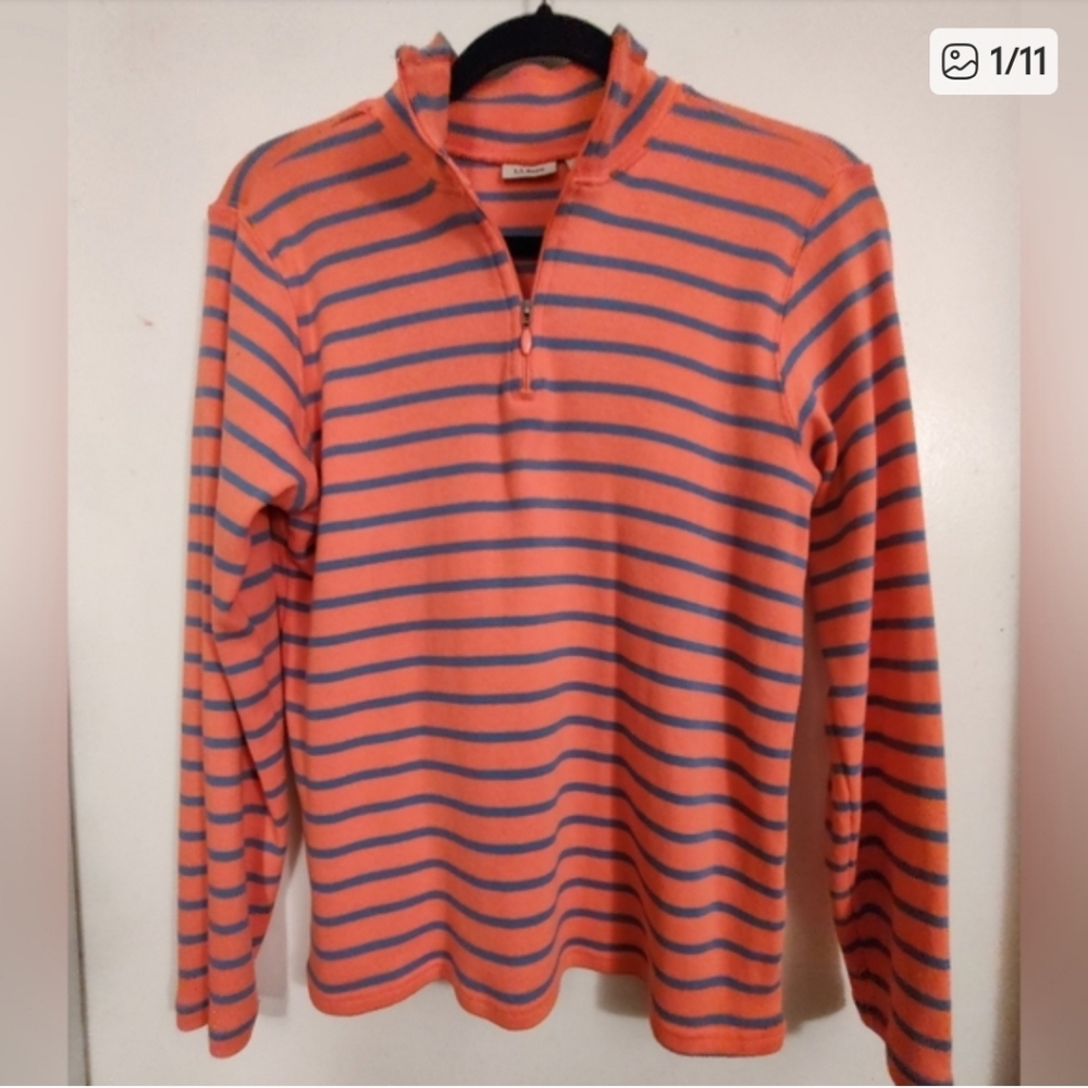 L.L.Bean quarter zip mock neck. - Picture 7 of 11